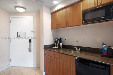 18001 Collins Ave 2109, Sunny Isles Beach FL - photo 16 of 23