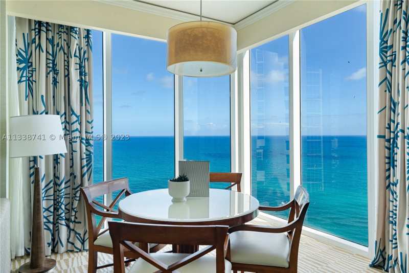 2 bedroom Condominium at 18001 Collins Ave 2009, Trump International Sones, Sunny Isles Beach — photo 1