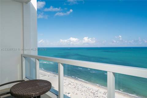 4391 Collins Ave 1911/1909/1910/1912, Miami Beach FL - photo 14 of 23