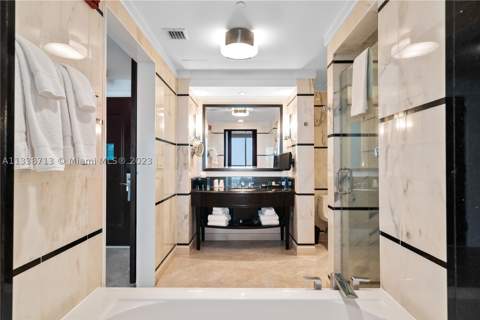 4391 Collins Ave 1911/1909/1910/1912, Miami Beach FL - photo 21 of 23