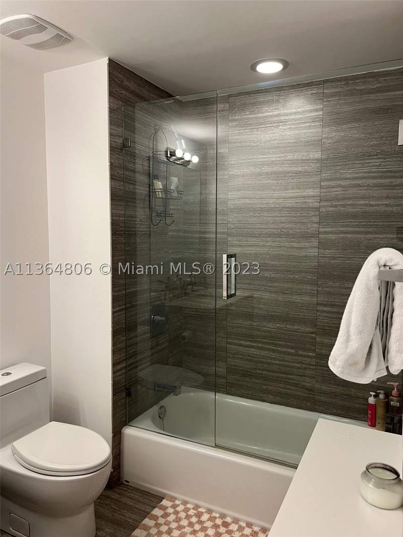 0 bedroom Condominium at 1010 Brickell Ave 2010, 1010 Brickell Condo, Miami — photo 2