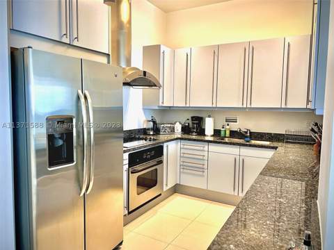 2301 Collins Ave 1626, Miami Beach FL - photo 15 of 17
