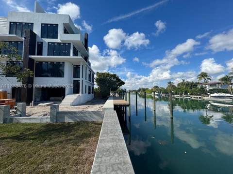 7300 Trouville Esplanade 3, Miami Beach FL - photo 6 of 17