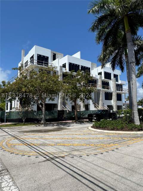 7300 Trouville Esplanade 3, Miami Beach FL - photo 9 of 17