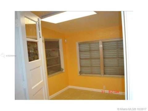 9324 Abbott Avenue, Surfside FL - photo 13 of 34
