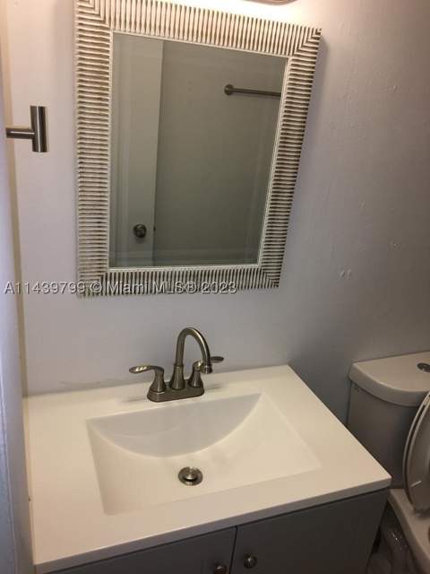 498 NW 165th St Rd D205, Miami FL - photo 13 of 18
