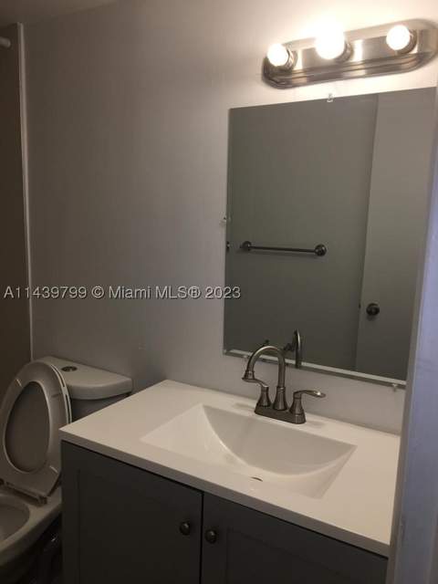 498 NW 165th St Rd D205, Miami FL - photo 6 of 18