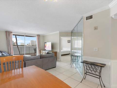 18260 N Bay Road 304, Sunny Isles Beach FL - photo 15 of 50