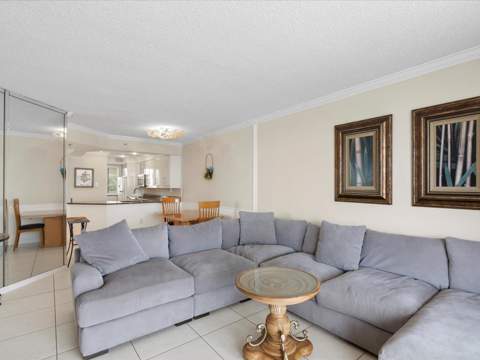 18260 N Bay Road 304, Sunny Isles Beach FL - photo 18 of 50