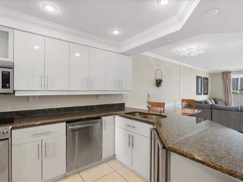 18260 N Bay Road 304, Sunny Isles Beach FL - photo 23 of 50