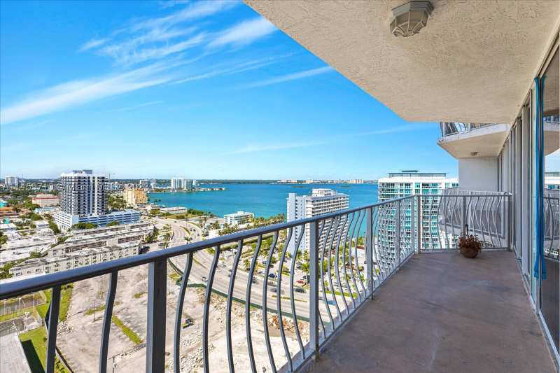 1 bedroom Condominium at 7601 E Treasure Dr 2404, The Grandview Palace Cond, North Bay Village — photo 1