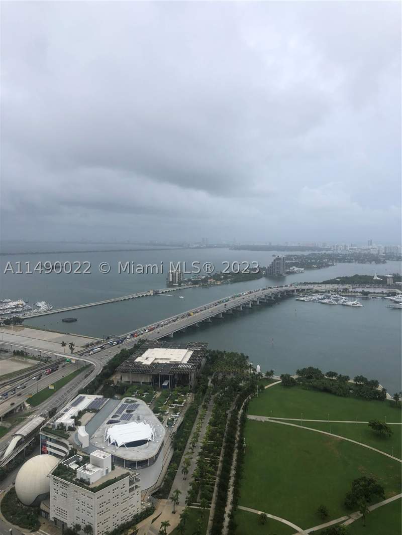 1 bedroom Condominium at 900 Biscayne Blvd 4904, 900 BISCAYNE BAY CONDO, Miami — photo 3