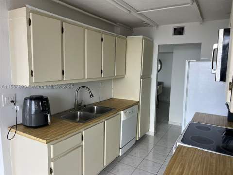 290 174th St 702, Sunny Isles Beach FL - photo 14 of 24