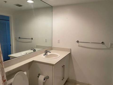 335 S Biscayne Boulevard 4004, Miami FL - photo 9 of 11