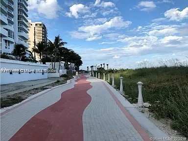 1 bedroom Condominium at 6345 Collins 732, The Casablanca Condo, Miami Beach — photo 1