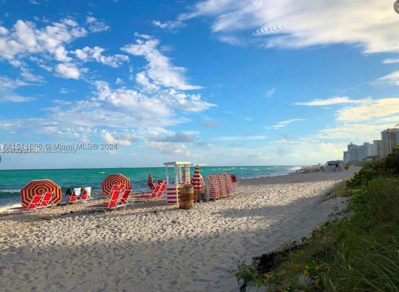 1 bedroom Condominium at 6345 Collins 732, The Casablanca Condo, Miami Beach — photo 5