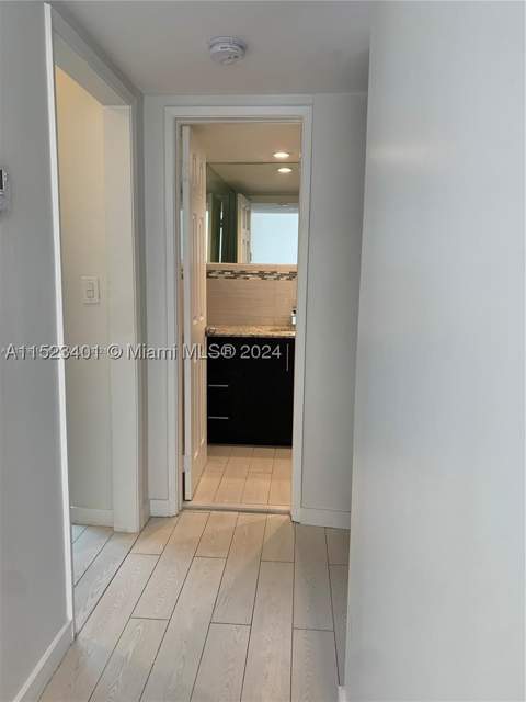 947 Lenox Ave 204, Miami Beach FL - photo 13 of 21