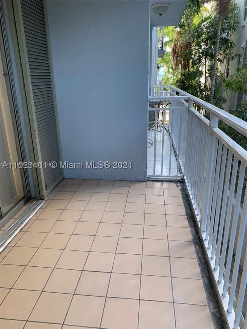 1 bedroom Condominium at 947 Lenox Ave 204, Lenox View Condominium, Miami Beach — photo 3