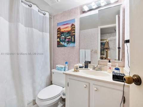 290 174th St 1809, Sunny Isles Beach FL - photo 20 of 37