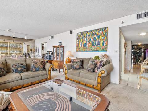 290 174th St 1809, Sunny Isles Beach FL - photo 6 of 37