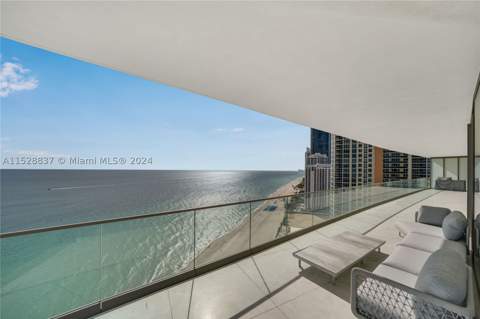 18975 Collins Ave 2000, Sunny Isles Beach FL - photo 14 of 17