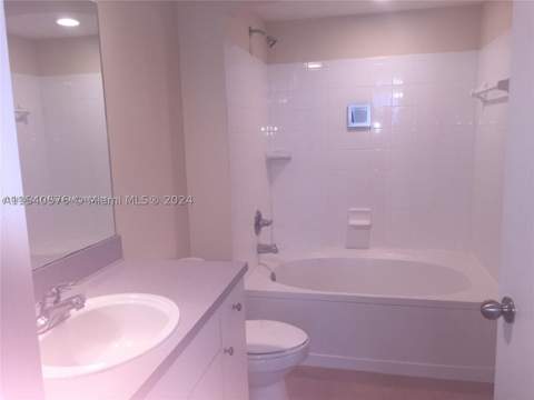 9201 Collins Ave 724, Surfside FL - photo 6 of 14