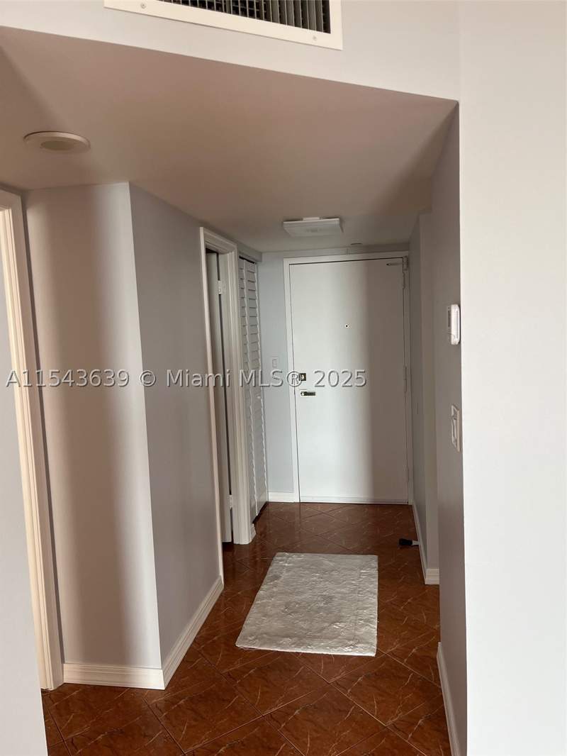 1 bedroom Condominium at 2801 NE 183rd St 2103W, Admirals Port Condo West, Aventura — photo 3