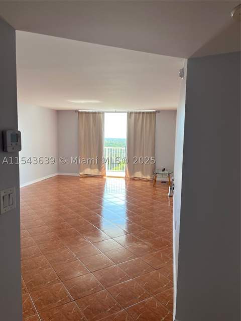 2801 NE 183rd St 2103W, Aventura FL - photo 8 of 36