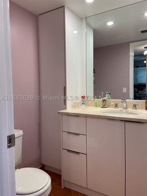 2801 NE 183rd St 2103W, Aventura FL - photo 9 of 36