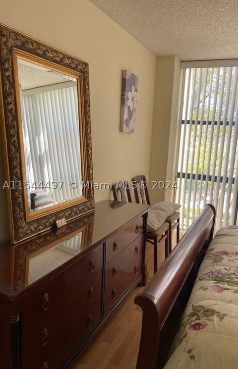 17021 N Bay Rd 318, Sunny Isles Beach FL - photo 11 of 15