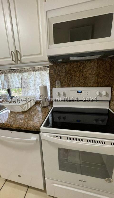 17021 N Bay Rd 318, Sunny Isles Beach FL - photo 8 of 15