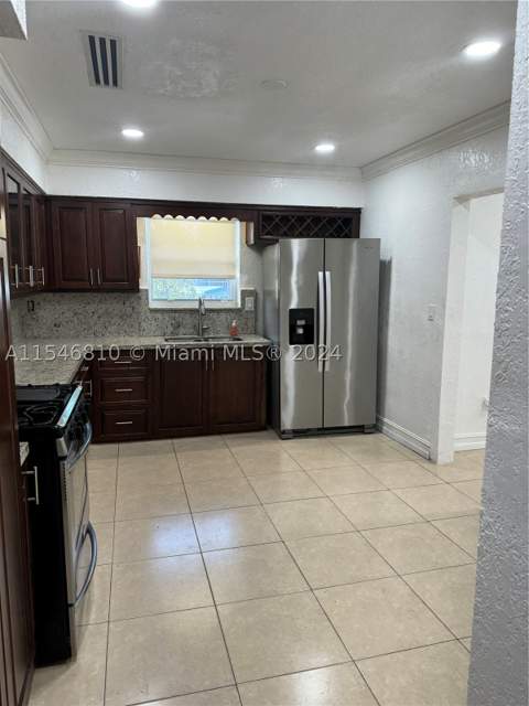 206 Ponce De Leon Blvd, Coral Gables FL - photo 14 of 19