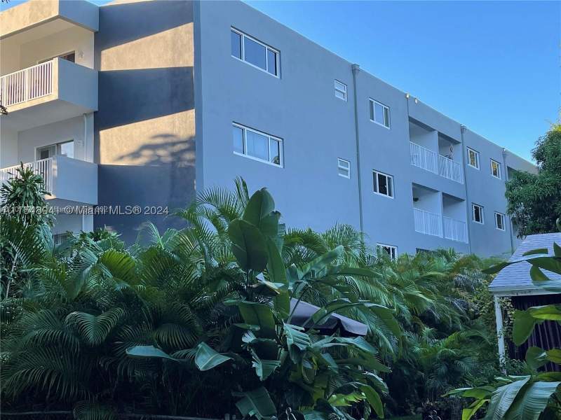 1 bedroom Condominium at 645 NE 121st St 307, Heritage Condo, North Miami — photo 2
