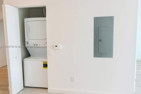 501 NE 31st St 3004, Miami FL - photo 10 of 38