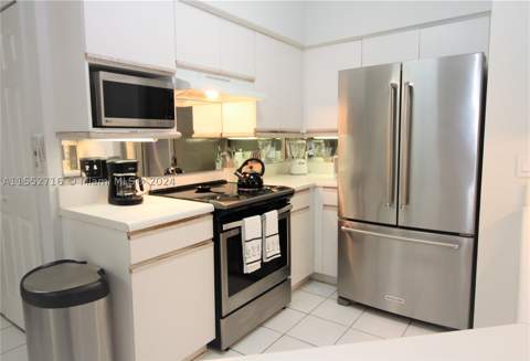 3255 NE 184th St 12311, Aventura FL - photo 7 of 23