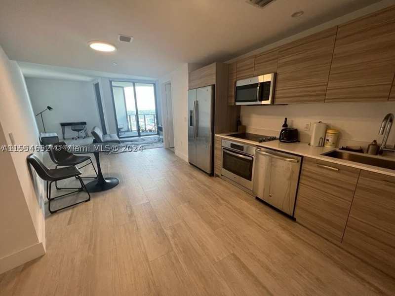 1 bedroom Condominium at 121 NE 34th St 2014, 3401 Midtown Condo, Miami — photo 1