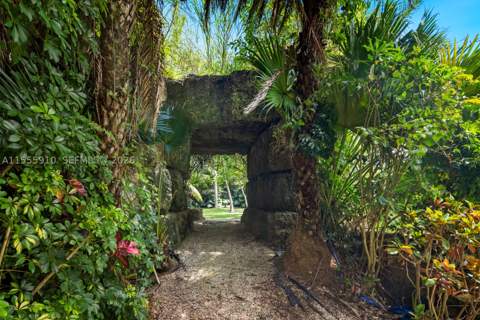20551 SW 162nd Ave, Miami FL - photo 20 of 148