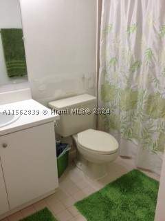 8160 Geneva Ct 206, Doral FL - photo 7 of 10