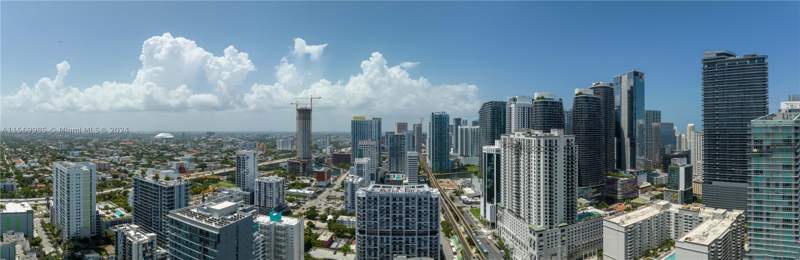 1 bedroom Condominium at 1133 SW 2nd Ave T1-3607, 1 SouthSide Park, Miami — photo 5