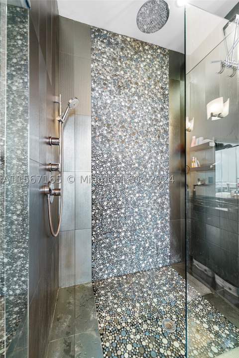 2001 Meridian Ave 517, Miami Beach FL - photo 18 of 28