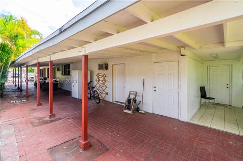 73 E 47th St, Hialeah FL - photo 18 of 40