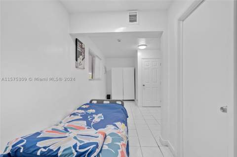 73 E 47th St, Hialeah FL - photo 9 of 40