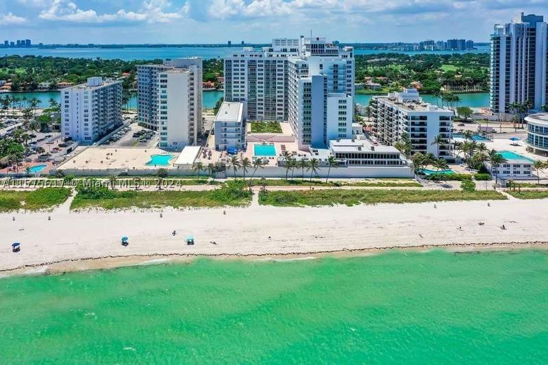 0 bedroom Condominium at 5401 Collins Ave 410, The Carriage House Condo, Miami Beach — photo 4