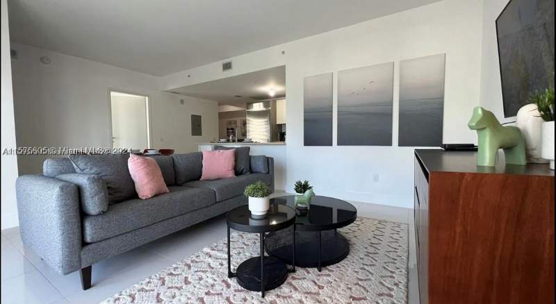 1 bedroom Condominium at 1300 Brickell Bay Dr 3400, Brickell House, Miami — photo 3