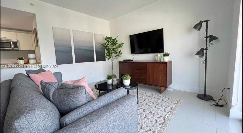 1 bedroom Condominium at 1300 Brickell Bay Dr 3400, Brickell House, Miami — photo 5