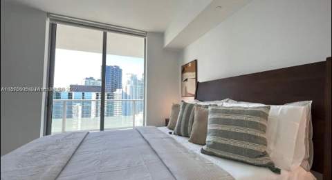 1300 Brickell Bay Dr 3400, Miami FL - photo 9 of 36