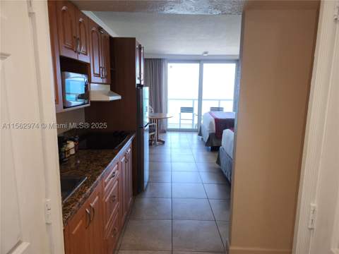 19201 Collins Ave 846, Sunny Isles Beach FL - photo 9 of 21