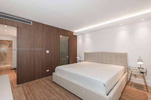 2301 Collins Ave 837, Miami Beach FL - photo 19 of 37