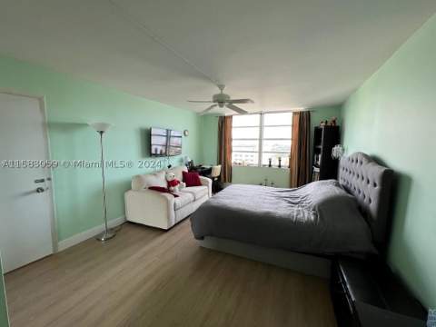 2780 NE 183rd St 1701, Aventura FL - photo 10 of 16