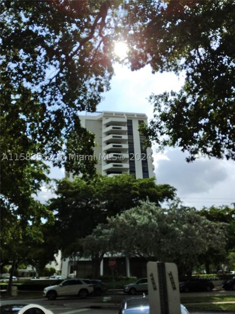 911 Ponce De Leon Blvd 904, Coral Gables FL - photo 12 of 12